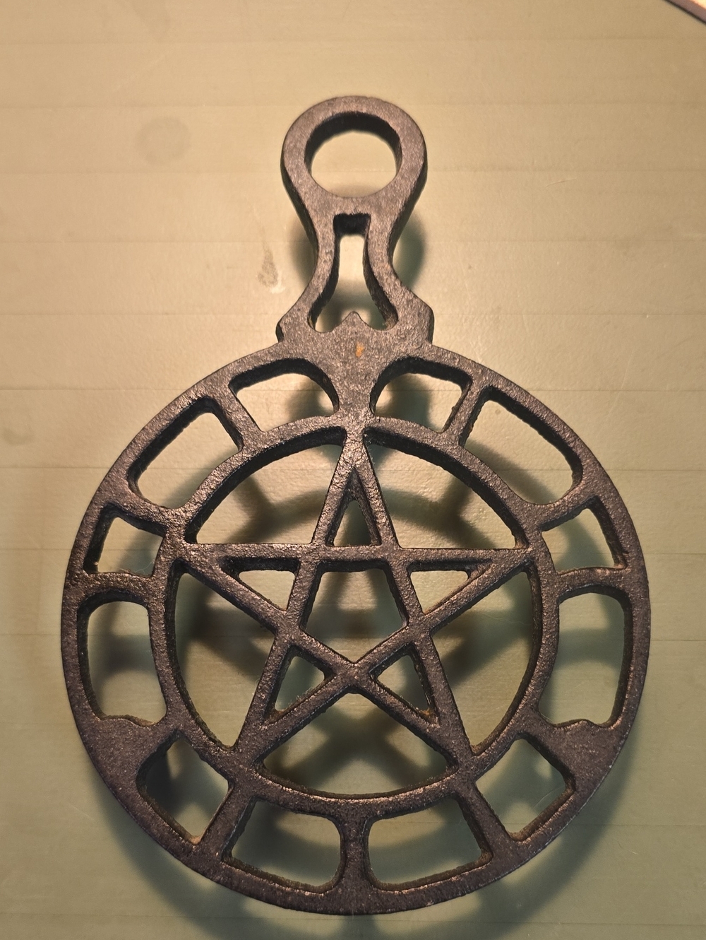 Cast Iron Pentagram Trivet - Black, Perfect Kitchen Use Or Decor